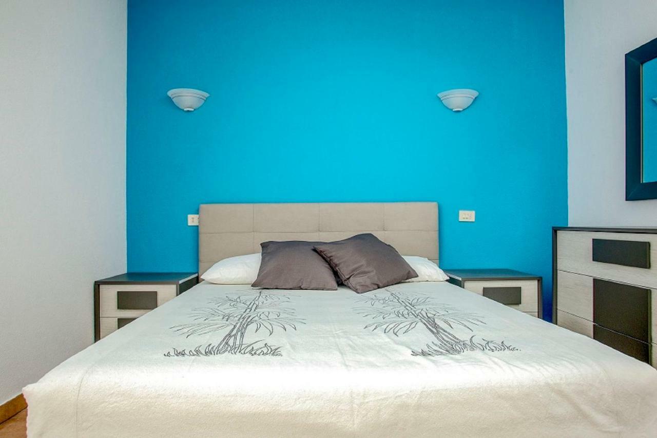 Apartamento Bilocale Via Umbria Santa Teresa Gallura Exterior foto